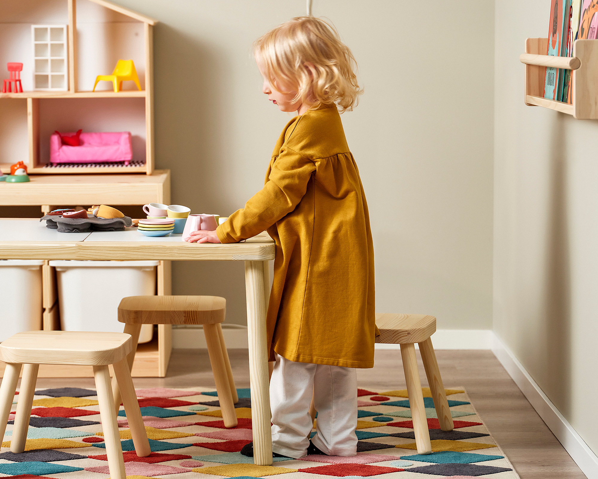 کاربرد و نصب چهارپایه ایکیا مدل IKEA FLISAT